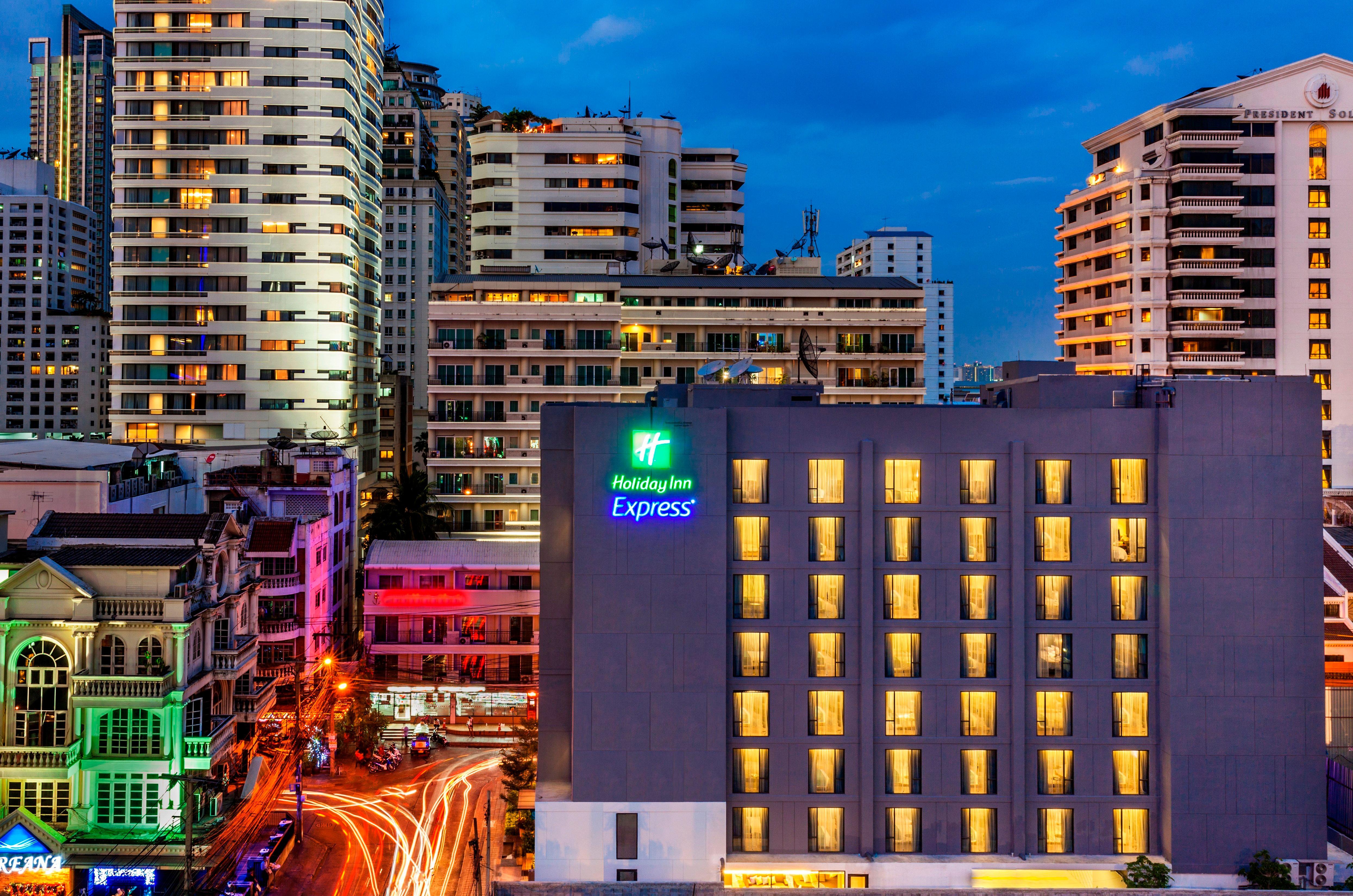 Holiday Inn Express Bangkok Sukhumvit 11, An Ihg Hotel Εξωτερικό φωτογραφία