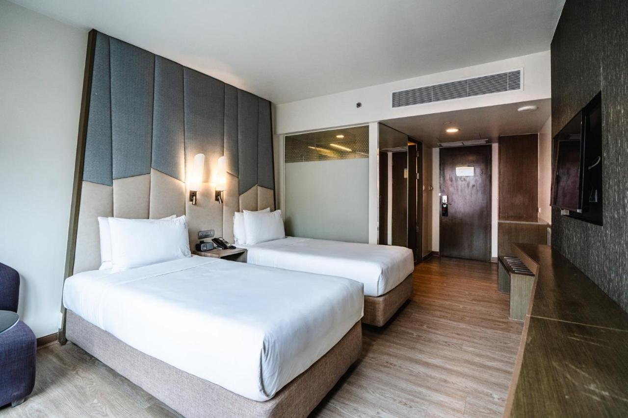 Holiday Inn Express Bangkok Sukhumvit 11, An Ihg Hotel Εξωτερικό φωτογραφία