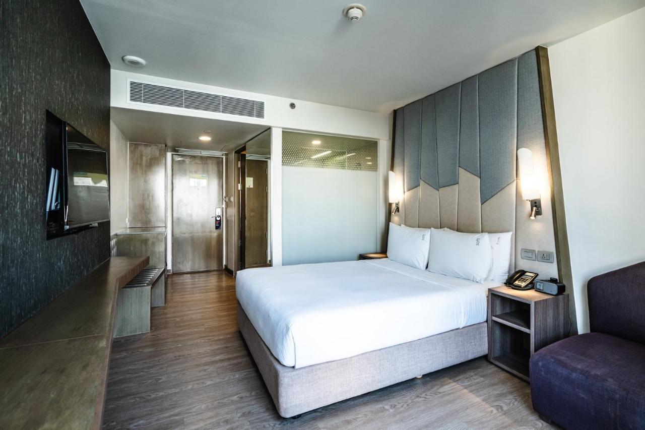 Holiday Inn Express Bangkok Sukhumvit 11, An Ihg Hotel Εξωτερικό φωτογραφία