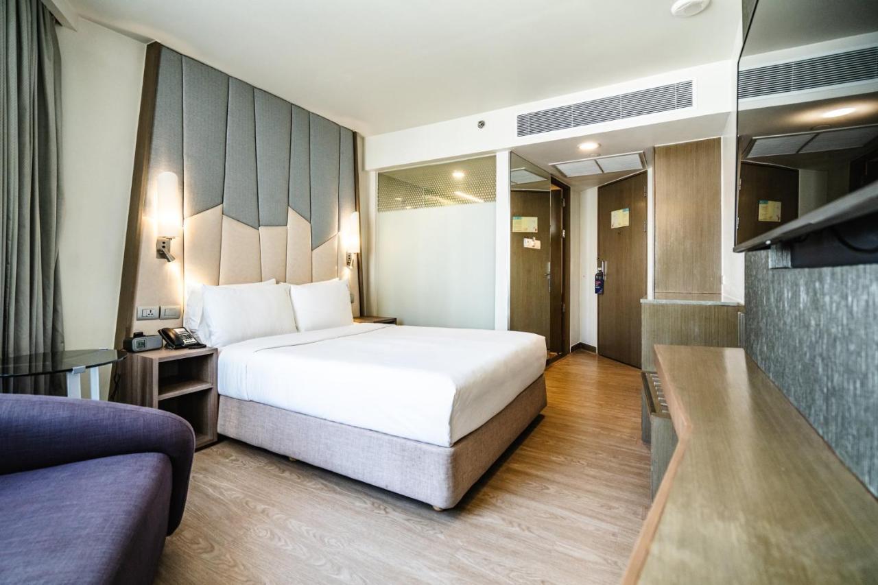 Holiday Inn Express Bangkok Sukhumvit 11, An Ihg Hotel Εξωτερικό φωτογραφία