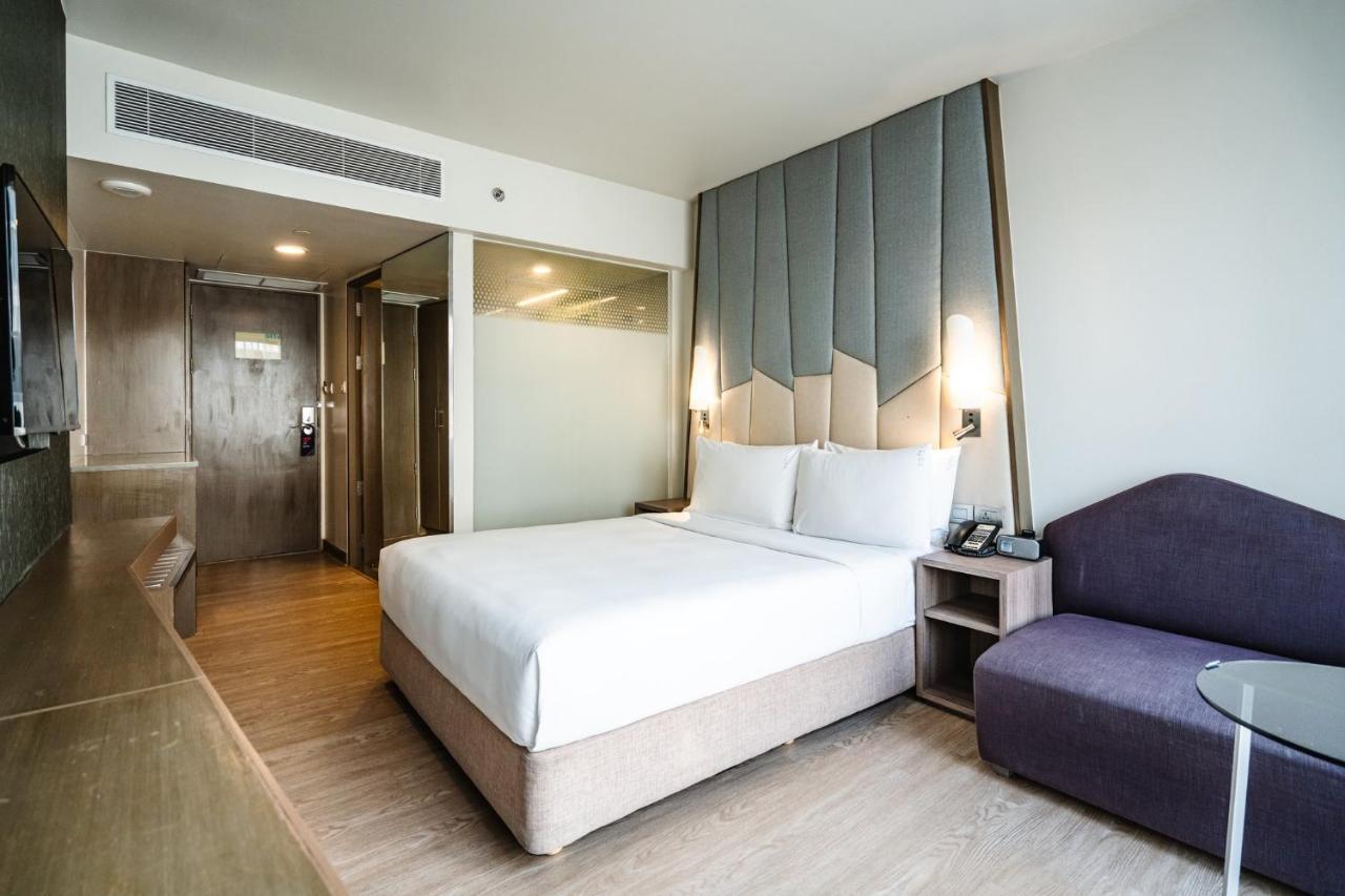 Holiday Inn Express Bangkok Sukhumvit 11, An Ihg Hotel Εξωτερικό φωτογραφία